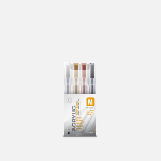 A Montana 0.7MM Metallic Marker Set