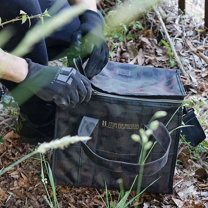mr serious 12 can bag in camo green 